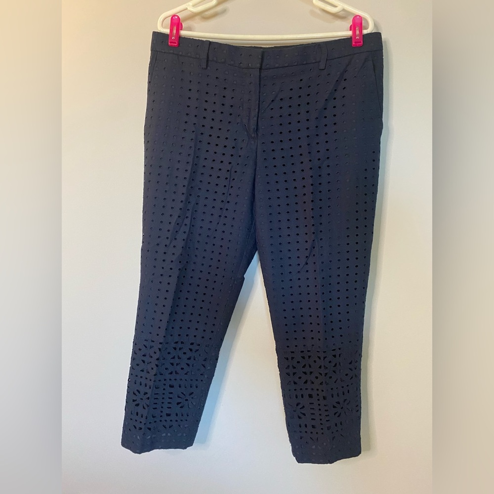 Ann Taylor Navy Blue Eyelet Capri Pant Petite 12